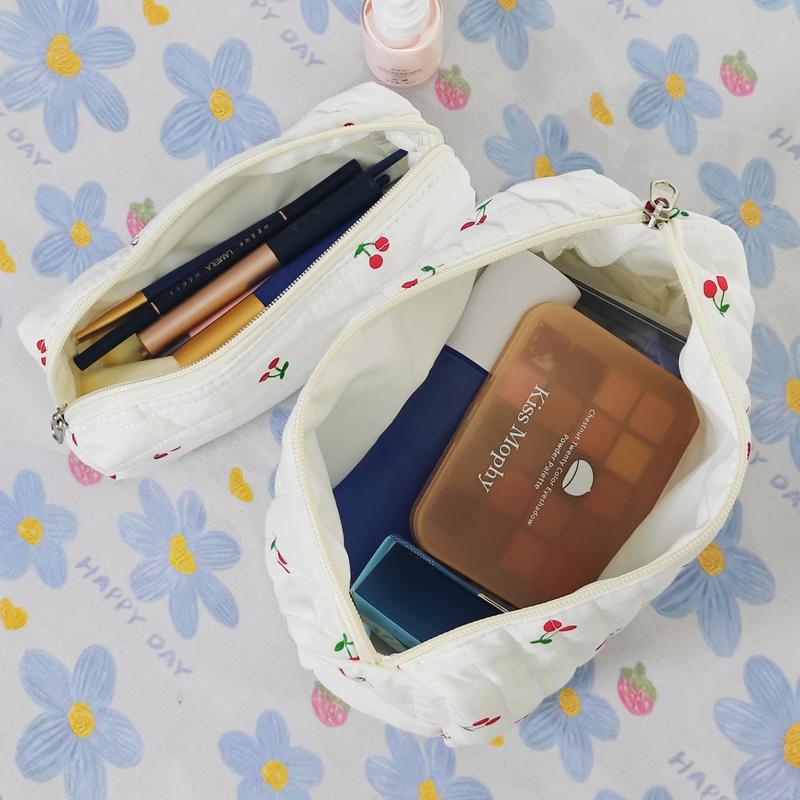 3-piece cherry pattern set, lightweight, multifunctional, stylish zipper design storage bag, suitable for daily use, leisure travel, portable storage bag for storing cosmetics, jewelry, and accessories
